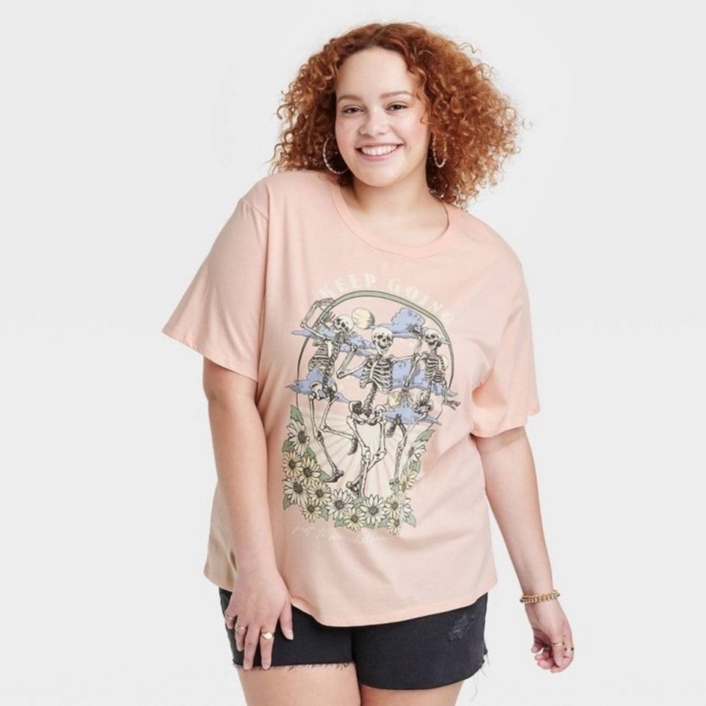 ZOE+LIV Keep Going Graphic T (NEVER WORN)
